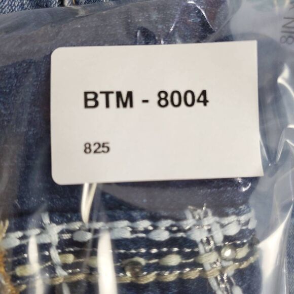 Amethyst Distressed Denim Skirt Juniors Size 3 Blue Jean Mini Embroidered Pocket - Picture 6 of 6